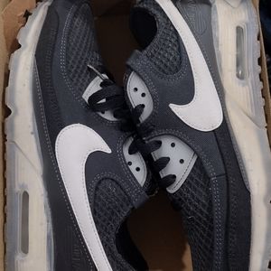 Air max 90, terrascape, size 10.5 men